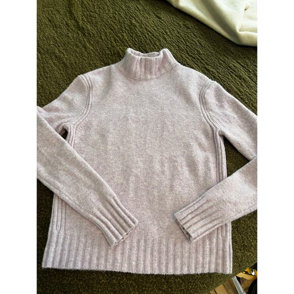 J.CREW turtle neck super soft sweater lavender wool, nylon, alpaca blend casual - Picture 5 of 10